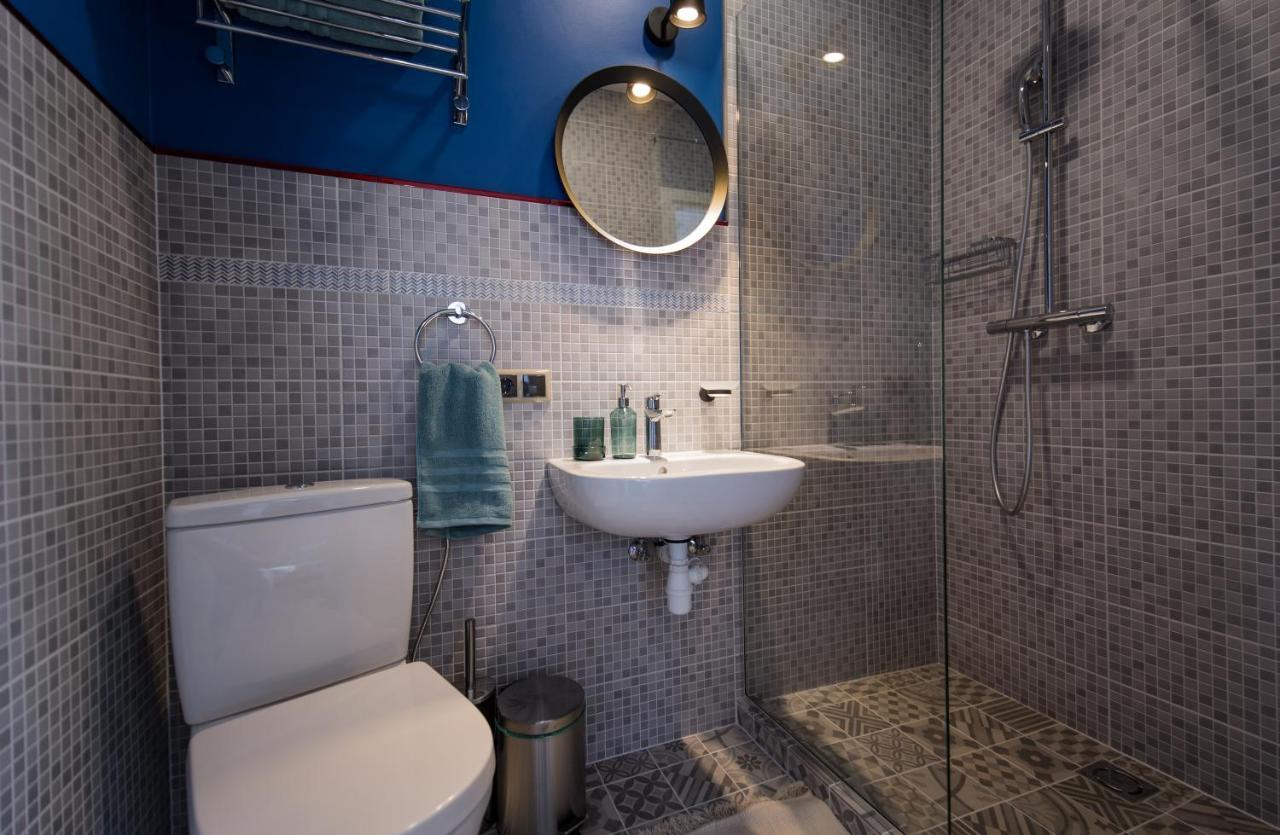 Hotel Emily à Riga Extérieur photo